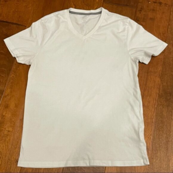 Basic V-Neck Bundle Lacoste, Old Navy Shirts Small - Picture 3 of 16